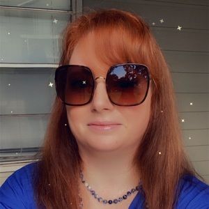 Meet your Posher, Melisa